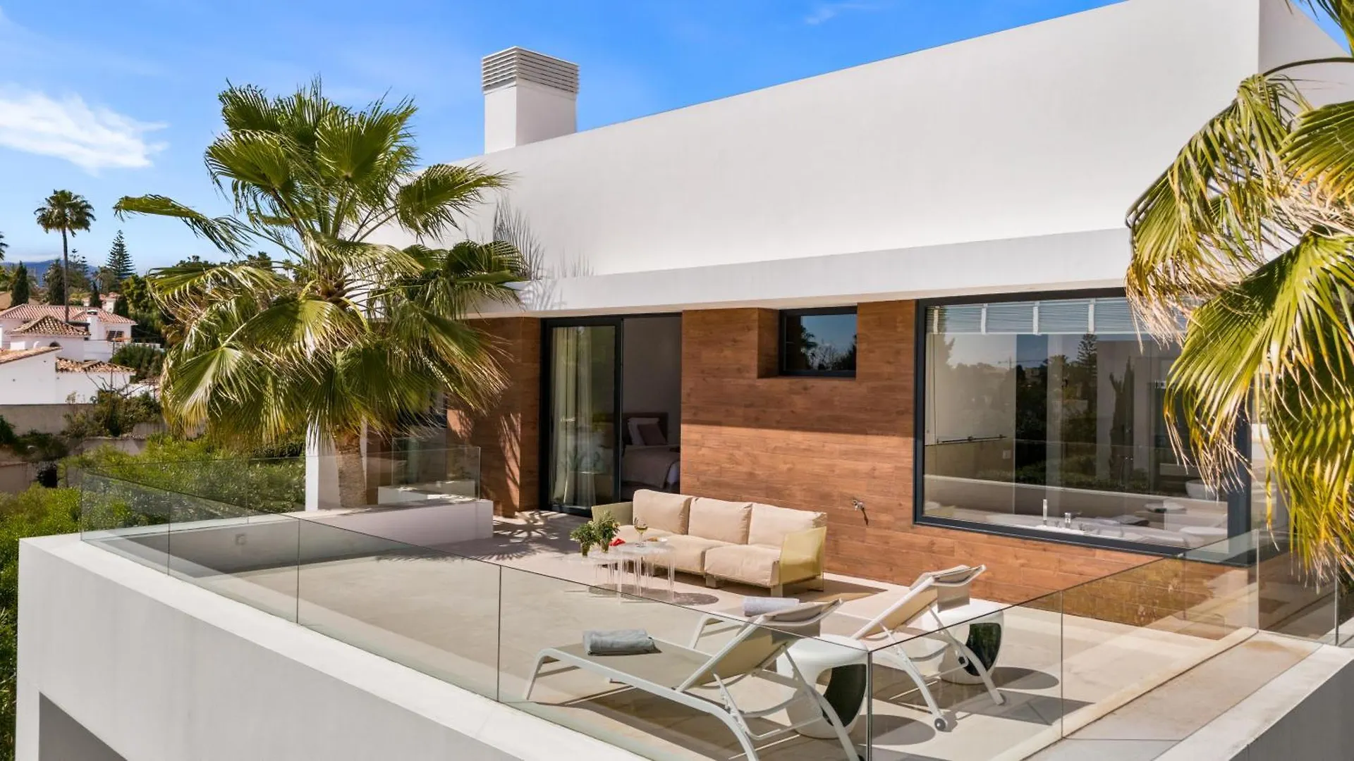 Villa Aurora - Marbella - Contemporary Villa In New Golden Mile Estepona