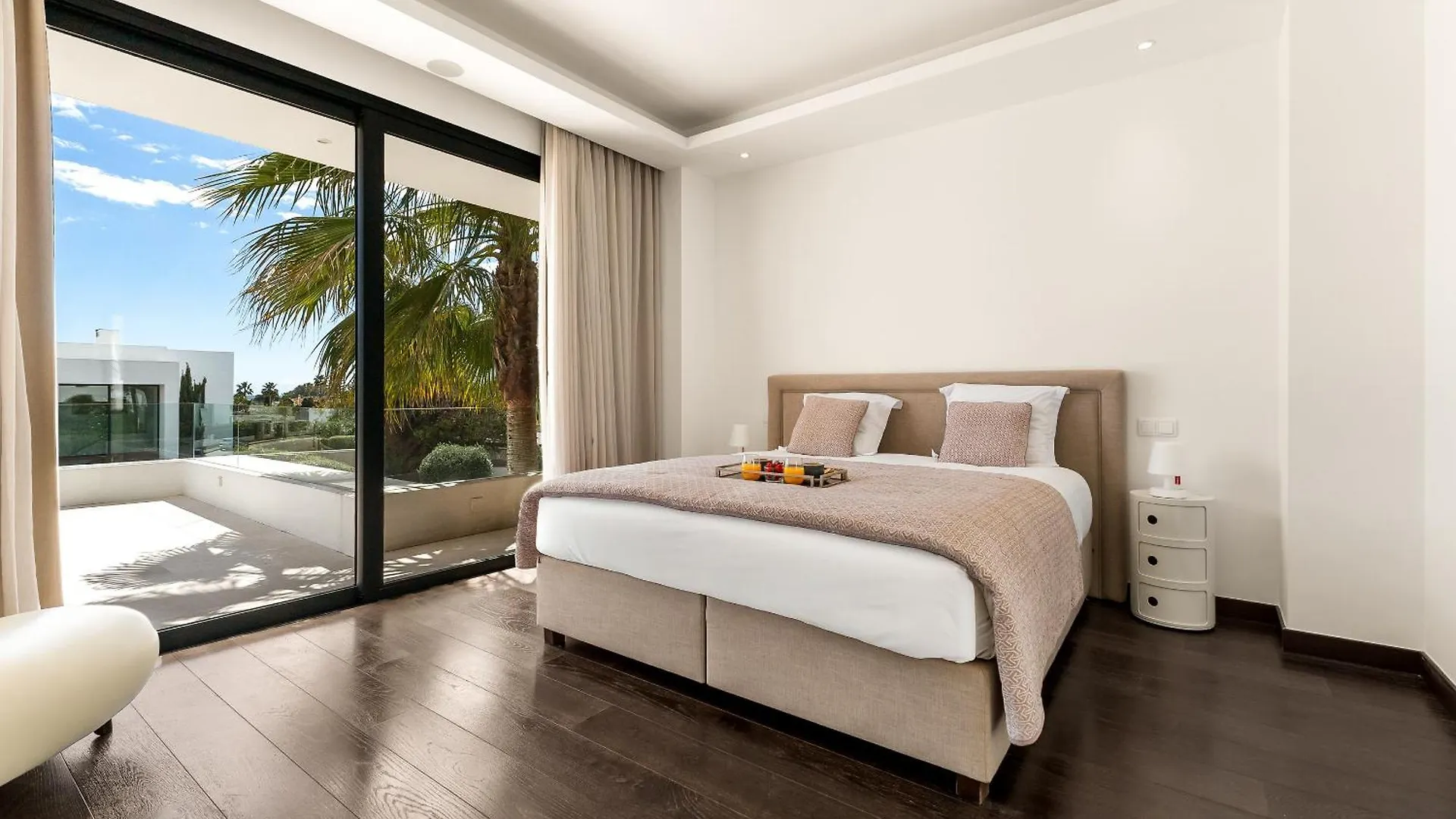 Villa Aurora - Marbella - Contemporary Villa In New Golden Mile Estepona 0*,