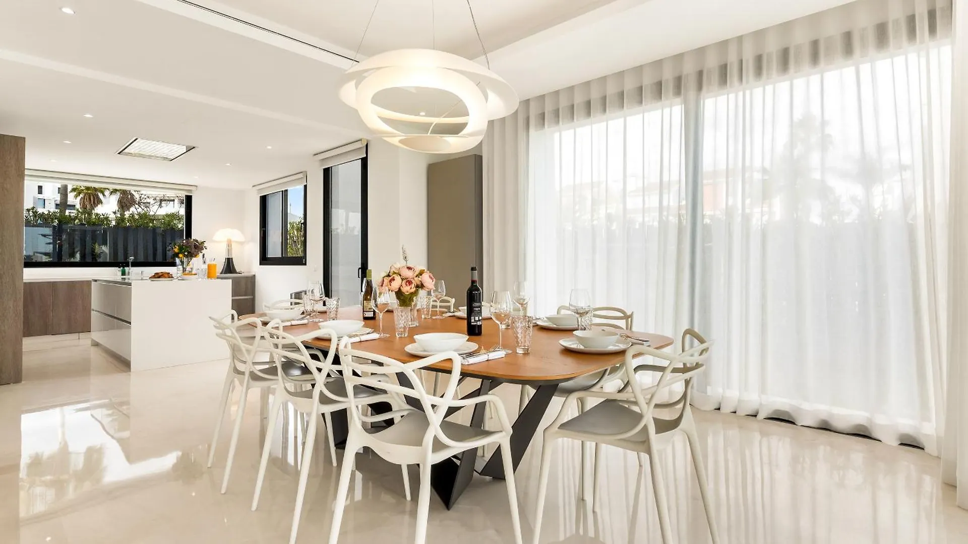 Villa Aurora - Marbella - Contemporary Villa In New Golden Mile Estepona