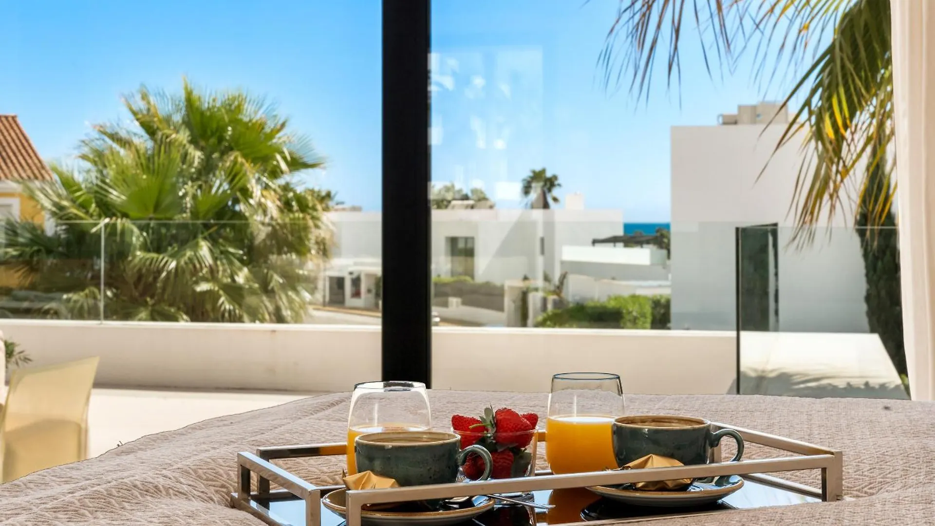 Villa Aurora - Marbella - Contemporary Villa In New Golden Mile Estepona Spain