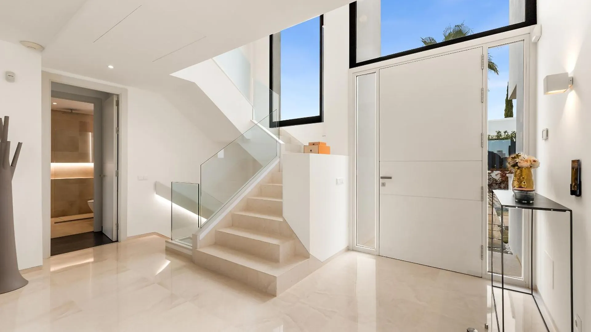 Villa Aurora - Marbella - Contemporary Villa In New Golden Mile Estepona