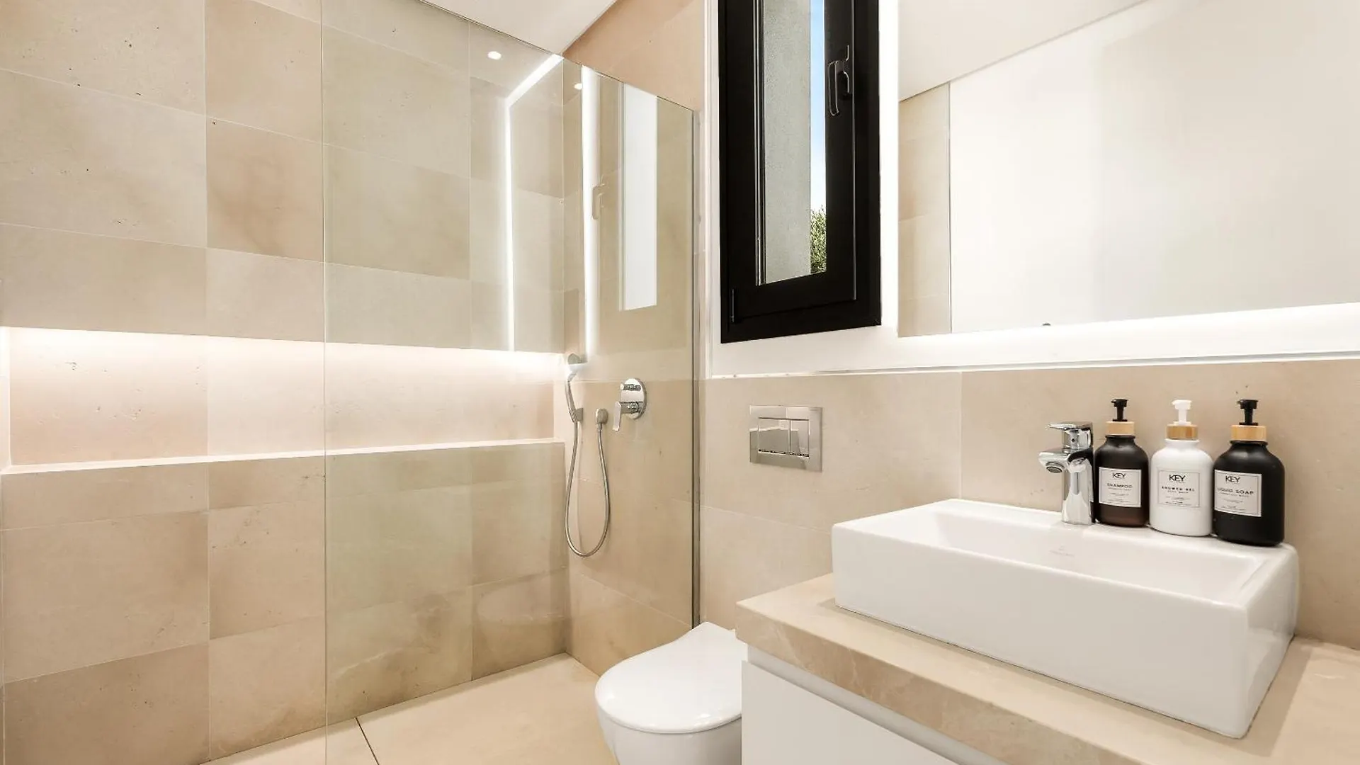 Villa Aurora - Marbella - Contemporary Villa In New Golden Mile Estepona