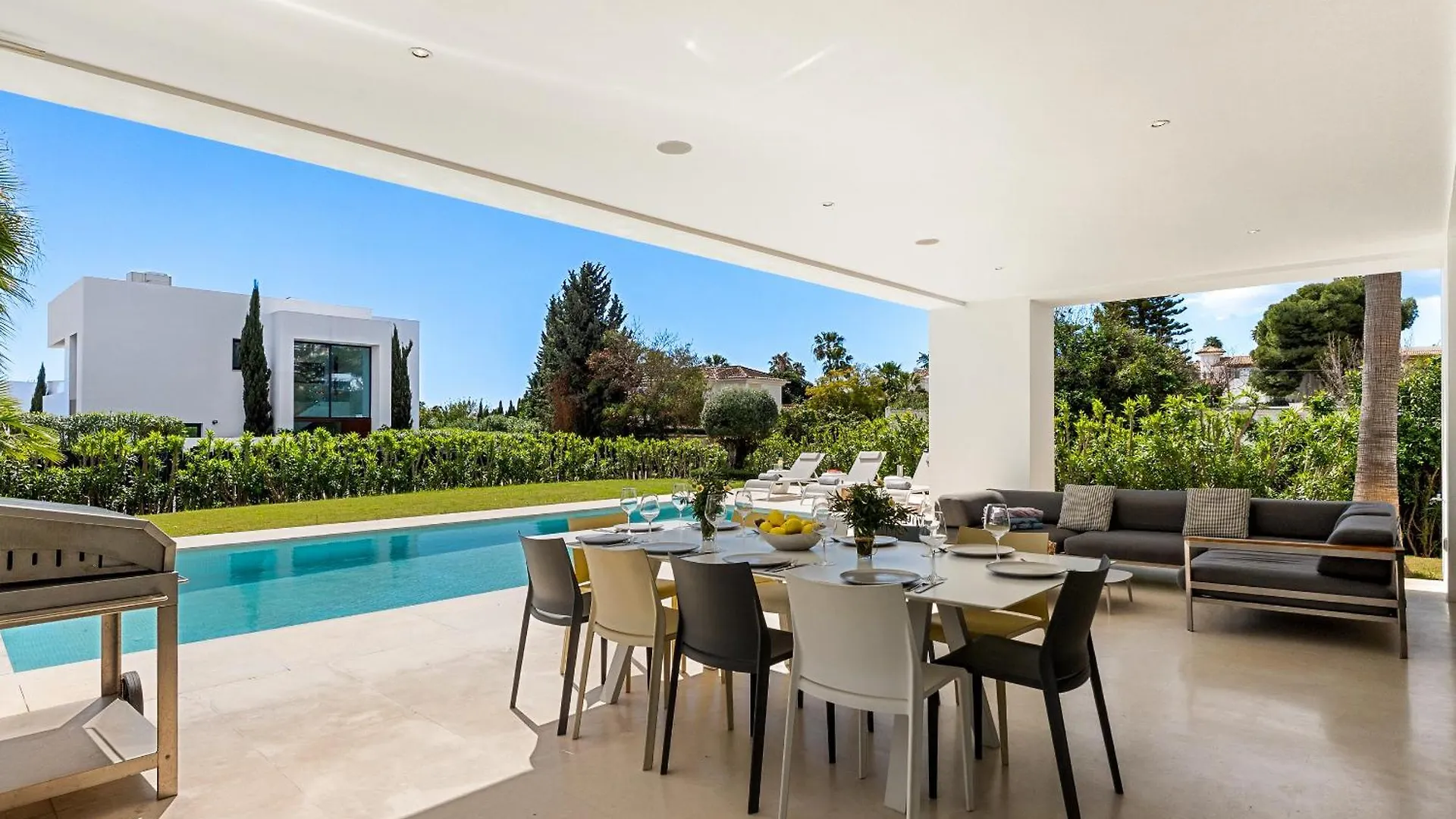 Villa Aurora - Marbella - Contemporary Villa In New Golden Mile Estepona Spain