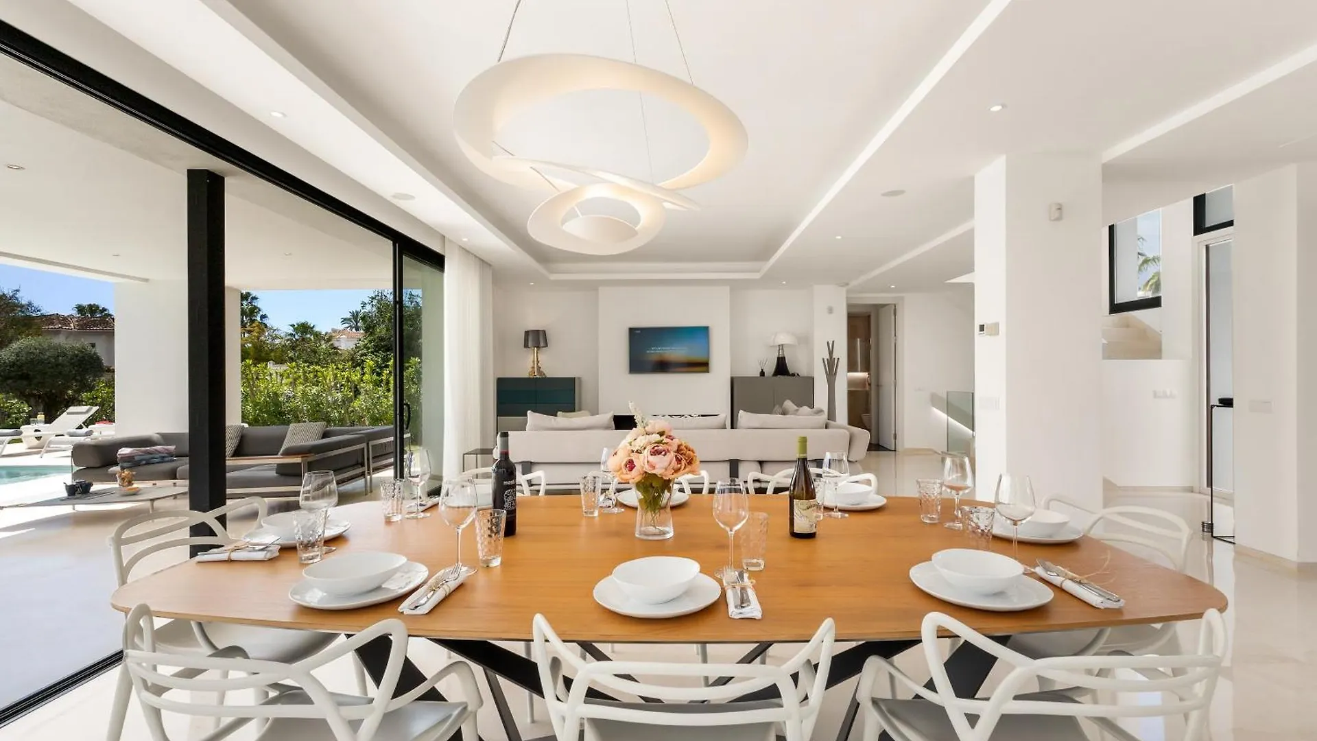 Villa Aurora - Marbella - Contemporary Villa In New Golden Mile Estepona Spain